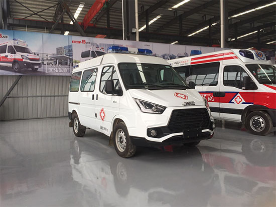 (國(guó)六)江鈴特順短軸中頂救護(hù)車