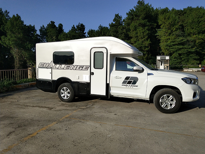 上汽大通T60單排四驅(qū)皮卡房車(chē)