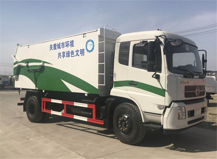 東風(fēng)天錦翼展對(duì)接垃圾車