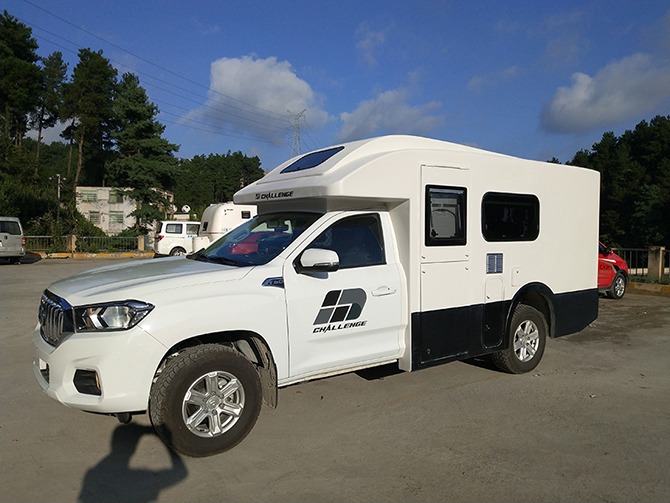 上汽大通T60單排四驅(qū)皮卡房車(chē)