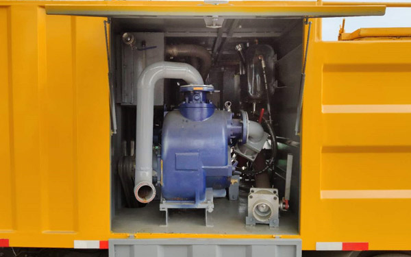 東風(fēng)D6污水處理車（黃牌）