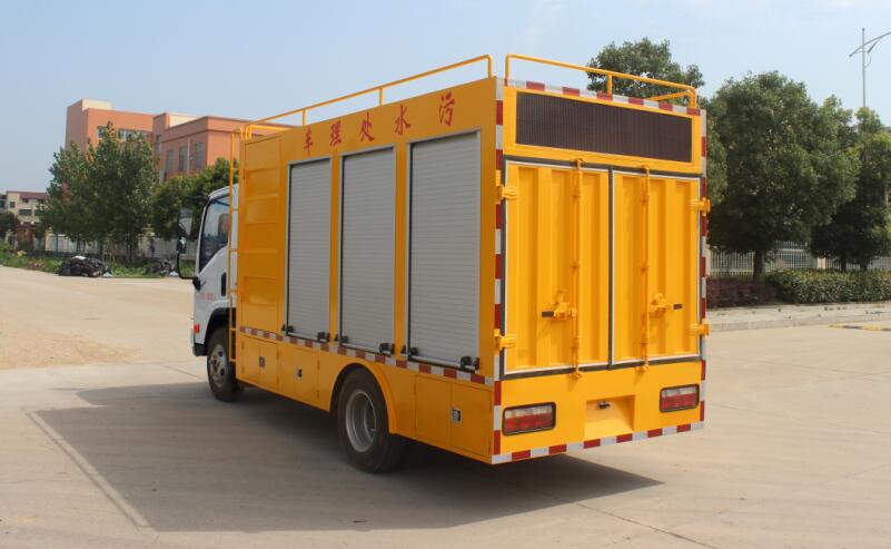 大運國五黃牌污水處理車