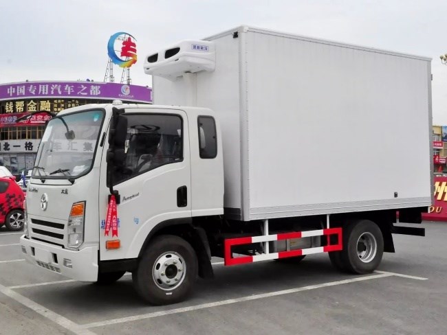 (廂長3.75米)大運一排半冷藏車