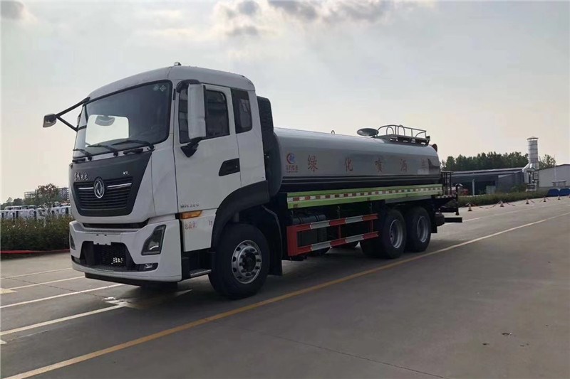 國六東風(fēng)天龍后八輪 20噸 噴霧車