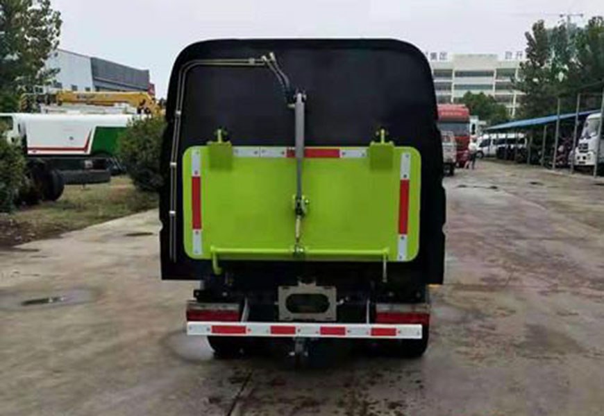 東風(fēng)途逸3方掃路車 國(guó)六