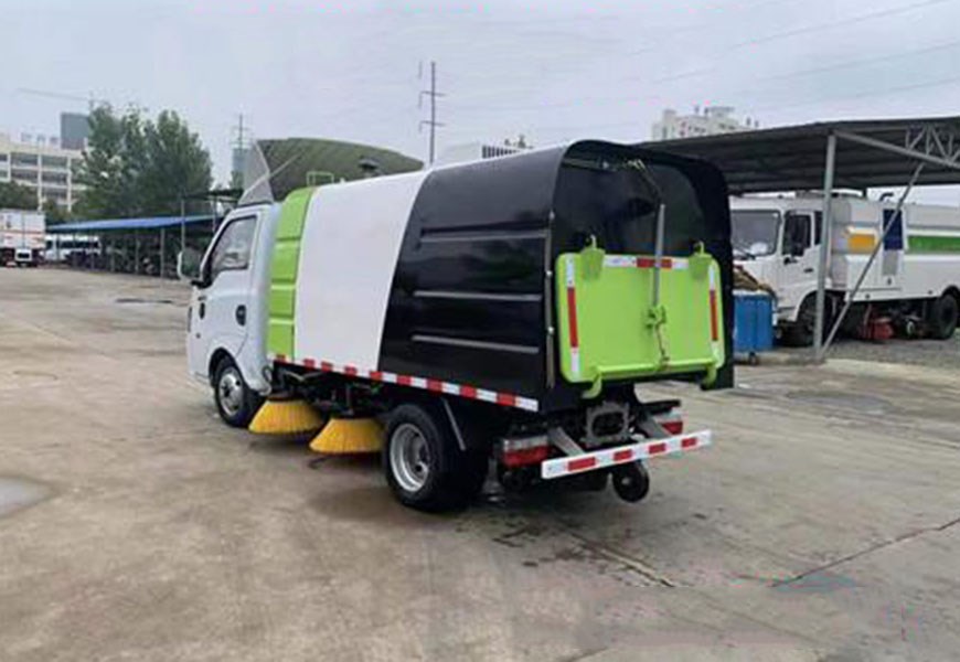 東風(fēng)途逸3方掃路車 國(guó)六